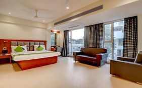 Treebo Ranjeet Shivaji Nagar